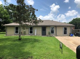 5304 Novak Ln, Danbury, TX 77534