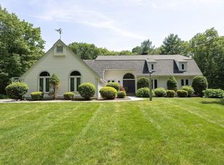 8 Mercer Ln, Franklin, MA 02038