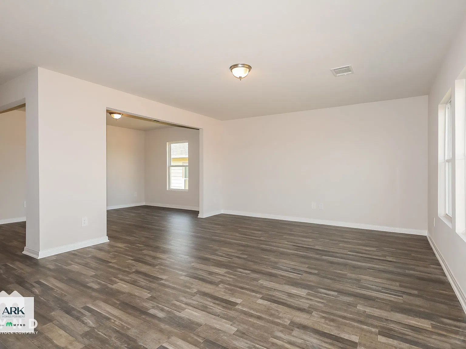 4 bed, 2.0 bath, 1603 sqft, $1,745 — Photo 3