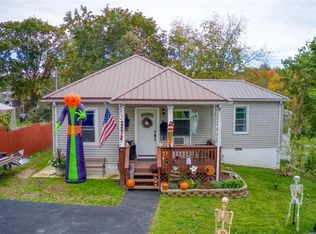 5 Haight Rd, Poughkeepsie, NY 12601