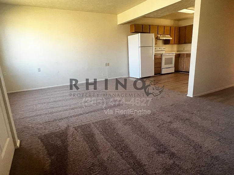 463 N 1465 W — Photo 2