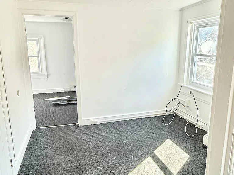 255 Beech St — Photo 6