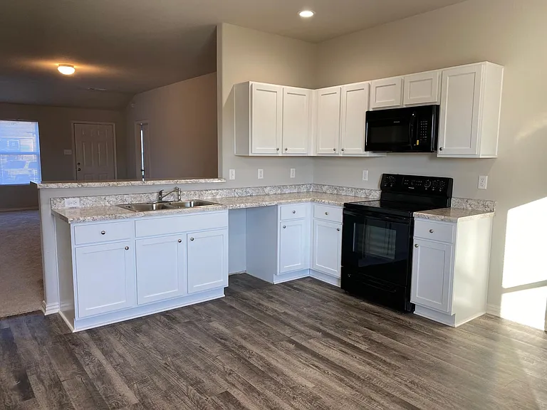 4941 Prospector Dr — Photo 3
