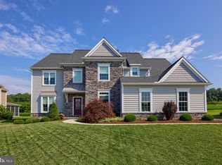 429 E Delp Rd, Lancaster, PA 17601