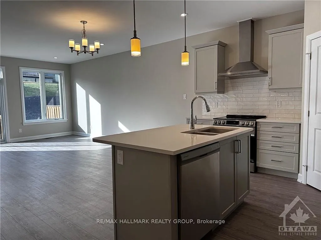 2 bed, $2,950 — Photo 4