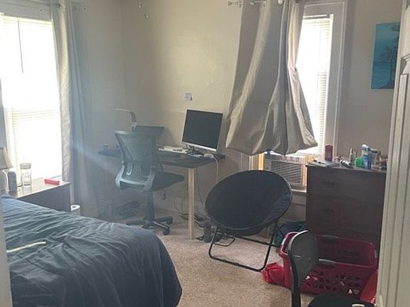 5th image of 2359 East Ave #2359