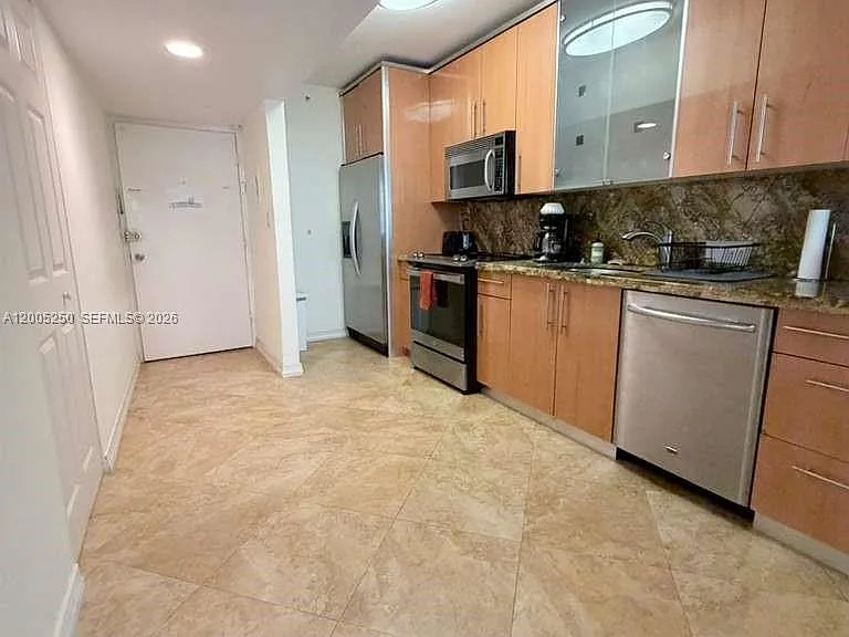 100 Lincoln Rd #534 — Photo 4