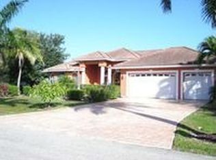 1127 SW 51st Ter, Cape Coral, FL 33914