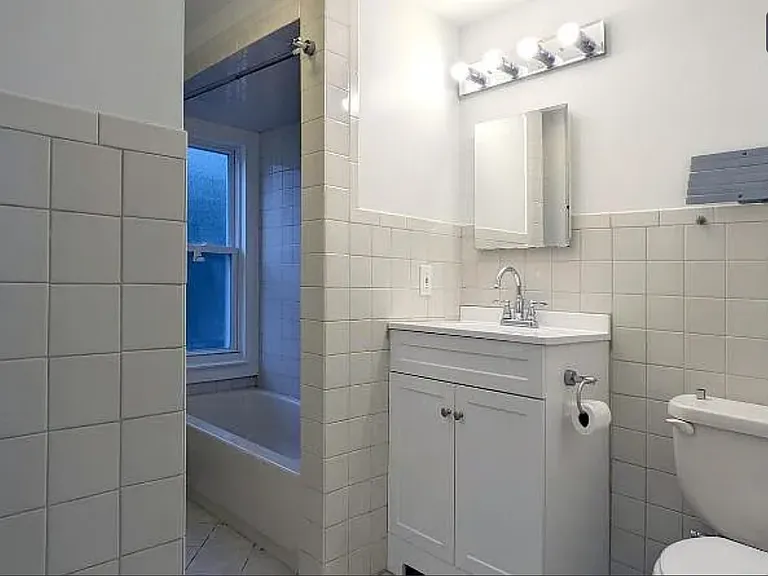11-13 Hart Ave — Photo 11