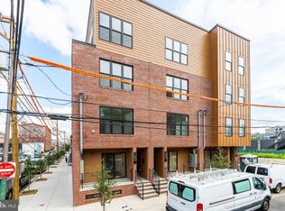 1651 6th St N, Philadelphia, PA 19122