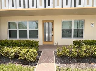 105 Wellington E #105, West Palm Beach, FL 33417
