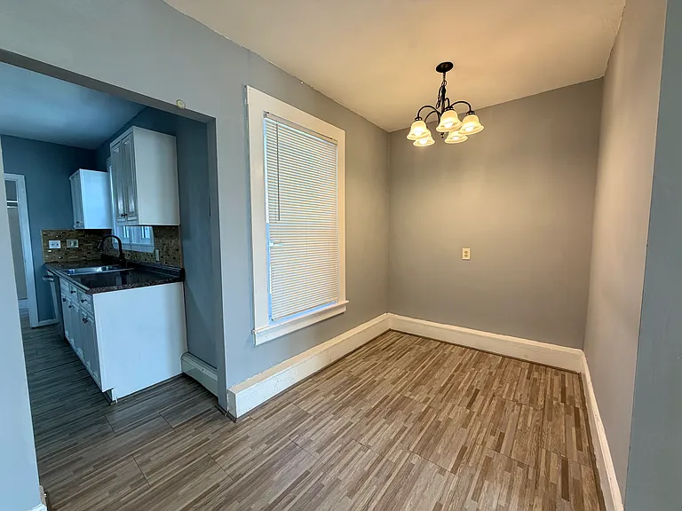 30 Riverview St #2 — Photo 6