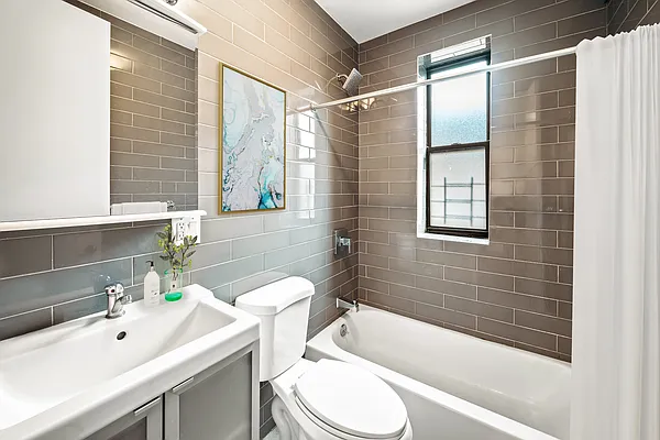 Rented by Vector New York, LLC | media 14