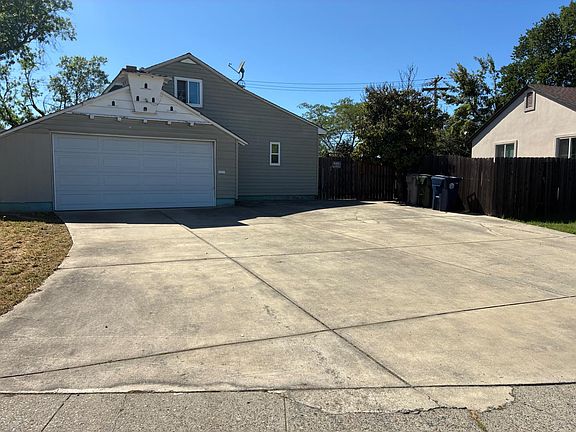 3rd image of 2183 Florin Rd