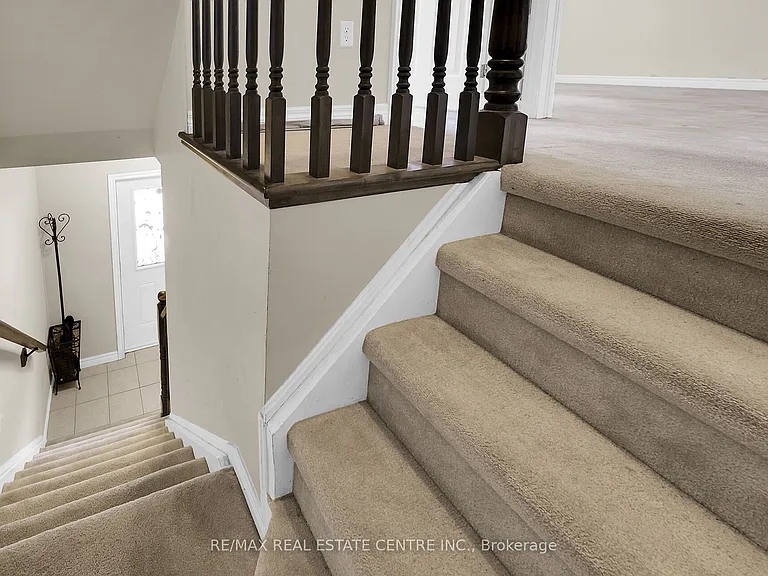 31 Gibson Ave — Photo 19