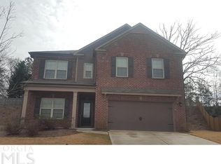 37 Woods Creek Dr, Suwanee, GA 30024