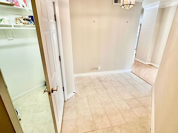 5th image of 3252 Page Ave APT 104