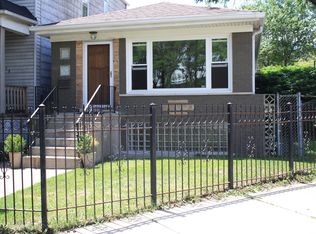 2840 N Mozart St, Chicago, IL