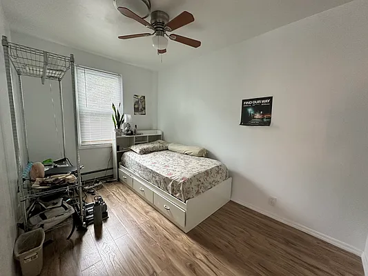 Rented by Corcoran | media 14