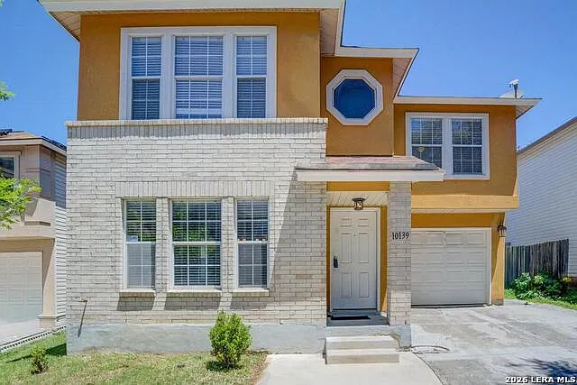 4 bed, 2.5 bath, 1734 sqft, $1,950 — Photo 2