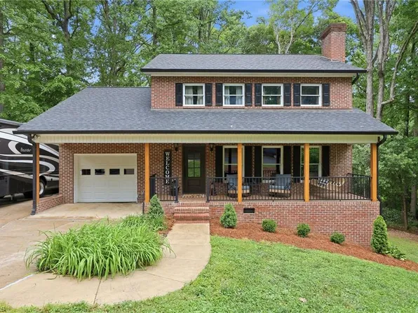 173 Maple Ct, Lexington, NC 27295