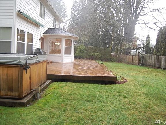 5th image of 3500 Southampton Ct SE