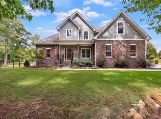 120 Shadowood Dr, Clemson, SC 29631