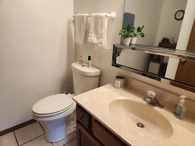 827 Boxwood Dr — Photo 12