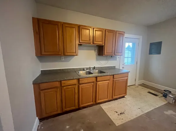 2315 S Jefferson St, Muncie, IN 47302