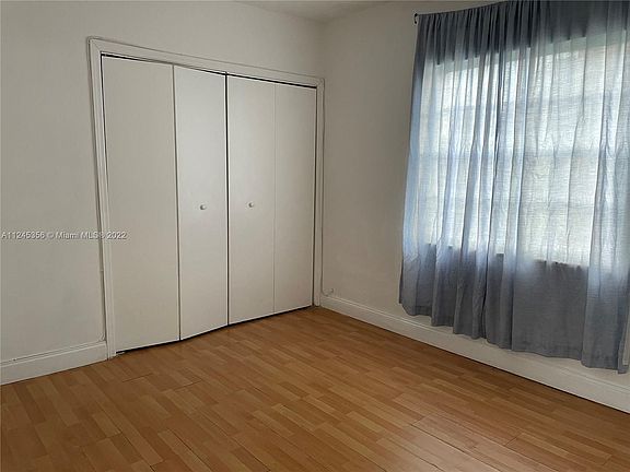 5th image of 1435 NE 177th St