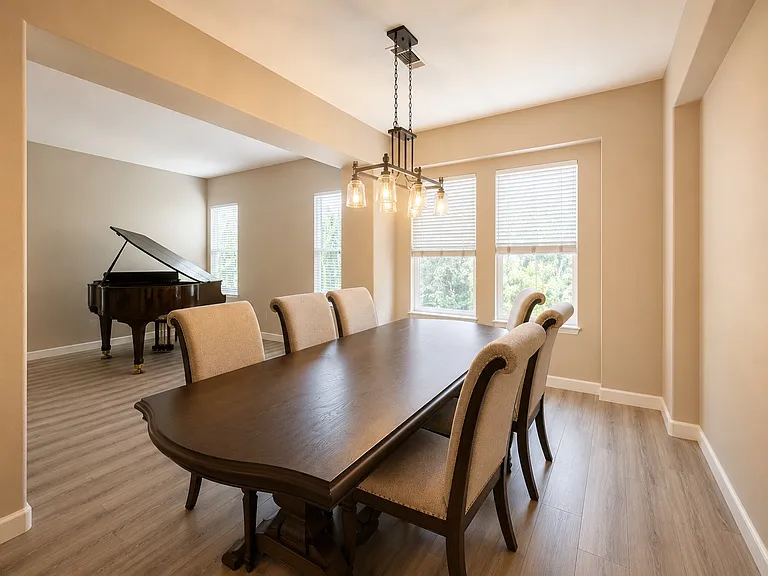1461 W Harrison Ave — Photo 8
