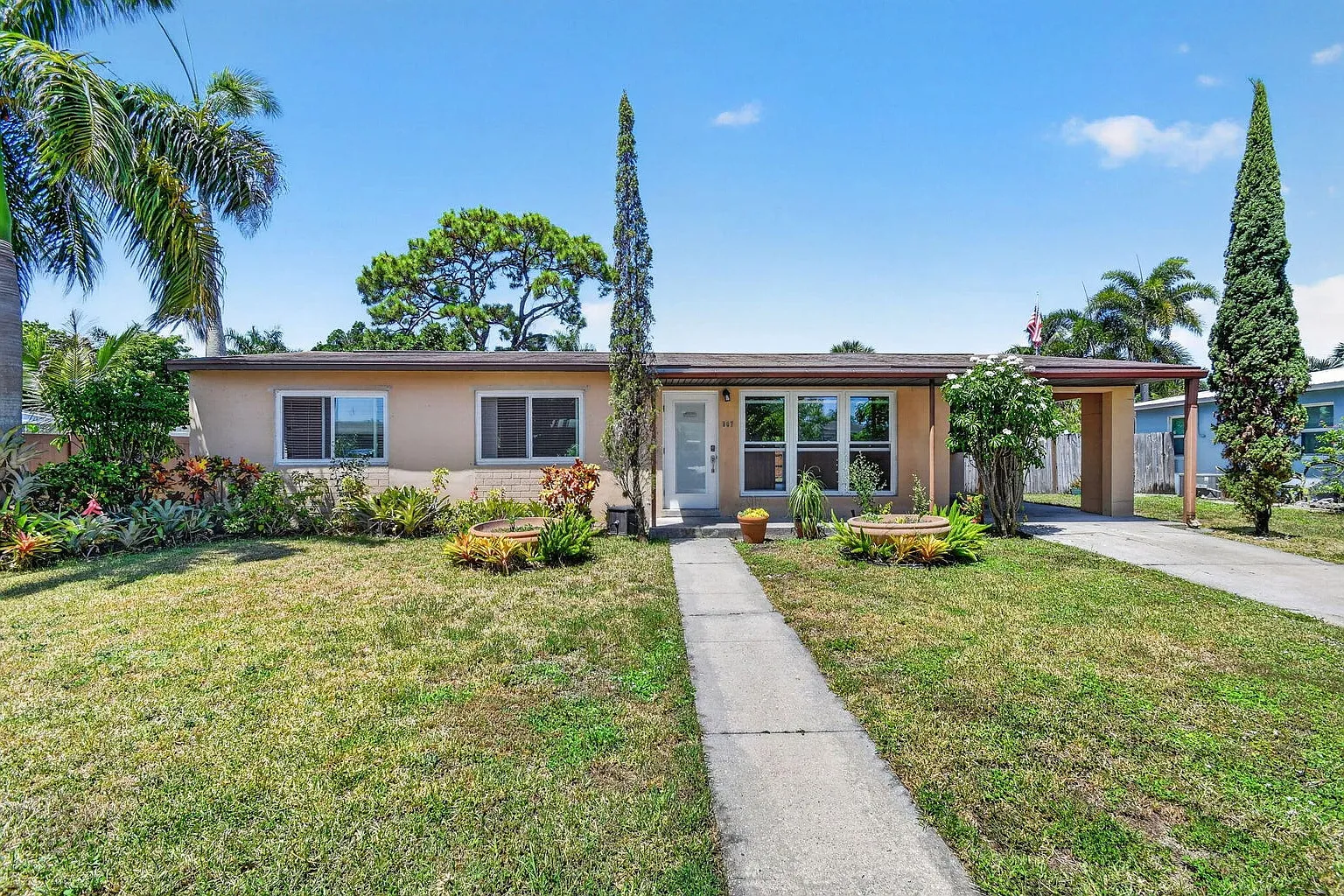 3 bed, 1248 sqft, $3,100 — Photo 4