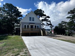 120 Sawyer Rd, Wanchese, NC 27981