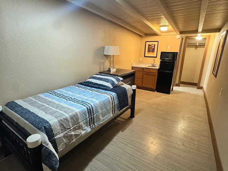 2600 Lake Ave #13 — Photo 4