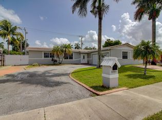 7855 NW 185th St, Hialeah, FL 33015