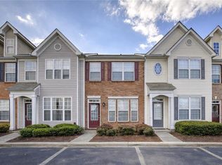 2706 Heathrow Dr, Lawrenceville, GA 30043