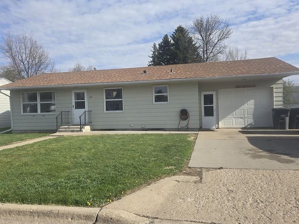 413 Riverside Dr