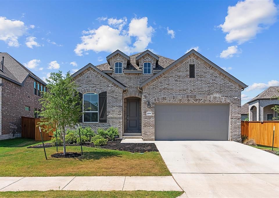 1st image of 1204 Texas Ash Ln