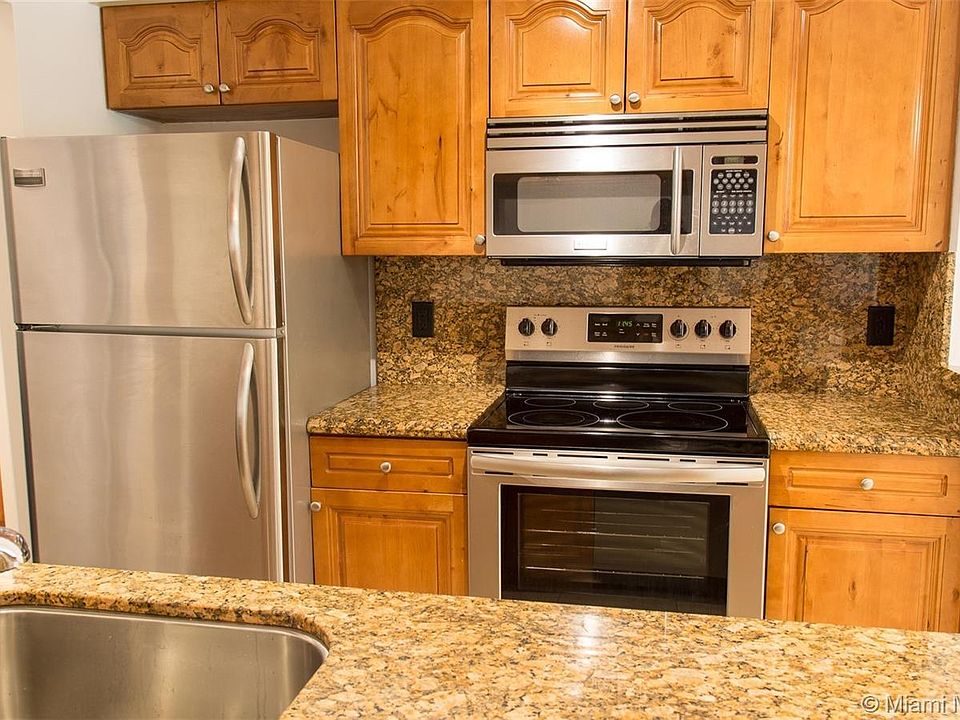 1st image of 9811 Westview Dr APT 927