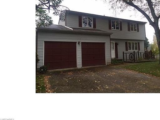 1st image of 1679 Eisenhower Dr
