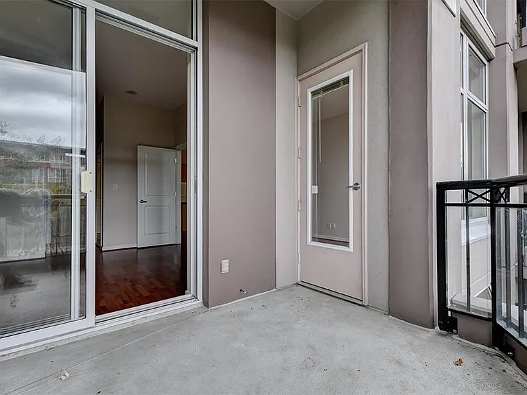 8460 Granville Ave #305 — Photo 20