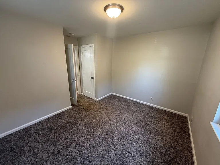 1349 Kenton St — Photo 20