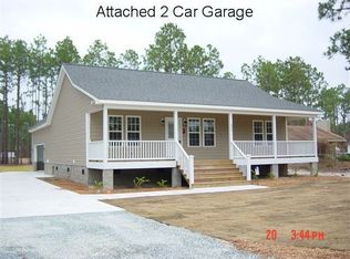 832 Sweetbrier Rd, Southport, NC 28461