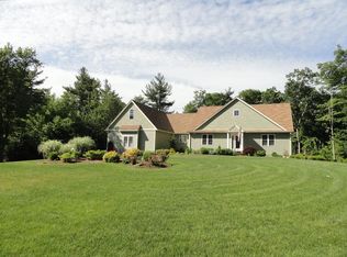 2 Lowry Ln, Rutland, MA 01543