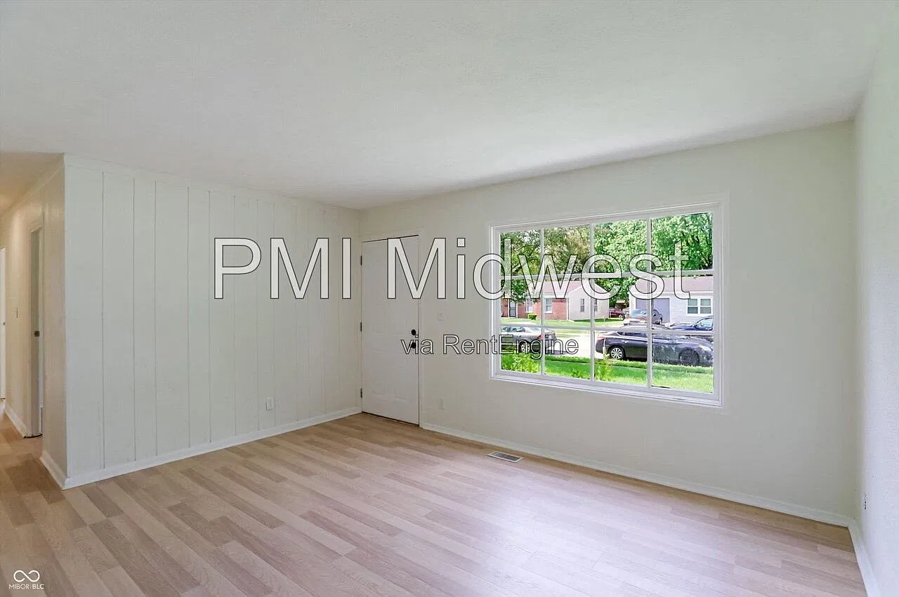4 bed, 1.0 bath, 960 sqft, $1,495 — Photo 4
