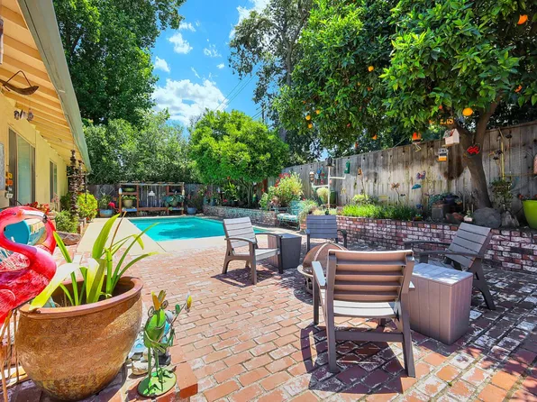 1213 Gary Way, Carmichael, CA 95608