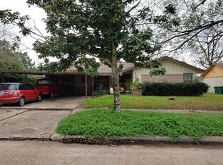 10207 Hinds St, Houston, TX 77034