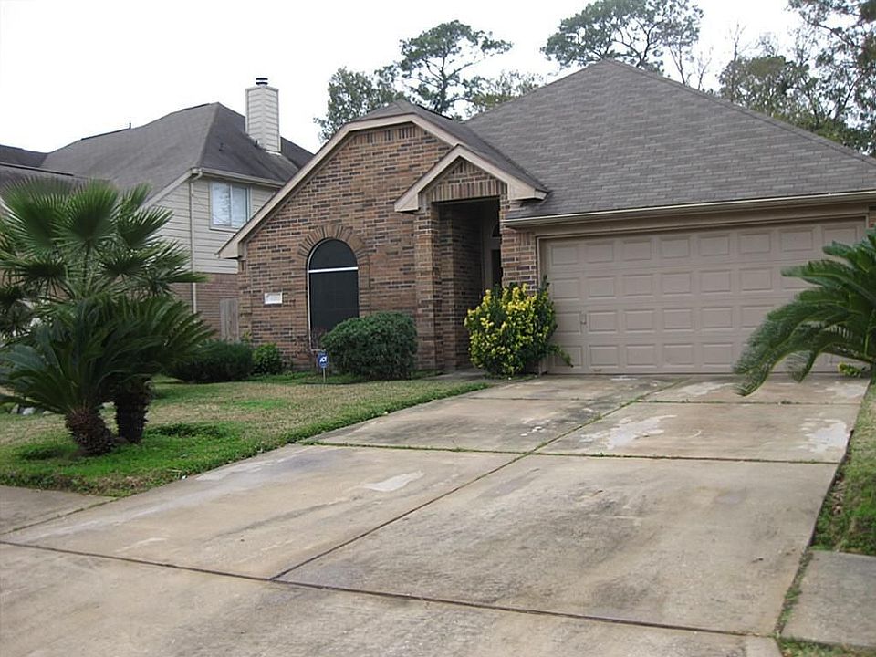 1st image of 226 Wentworth Park Dr