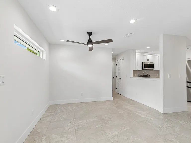 550 Milwaukee Ave #550 — Photo 22
