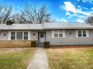 608 S College Ave, Tahlequah, OK 74464